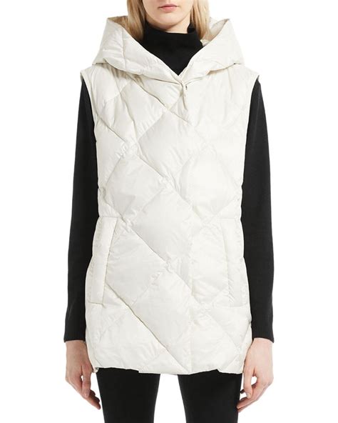 Quilted Nylon Hooded Vest 